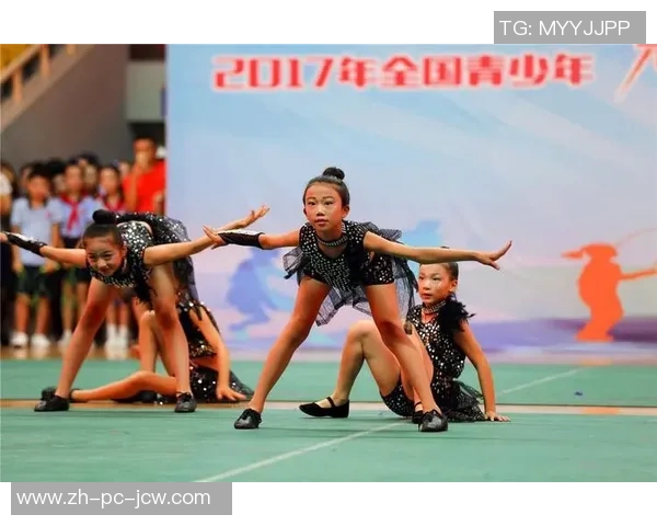 鄂美蝶与贝特伦的精彩对决揭示了羽毛球竞技的新趋势与未来发展潜力 鄂美蝶与贝特伦的精彩对决揭示了羽毛球竞技的新趋势与未来发展潜力